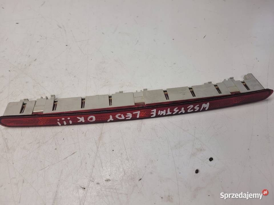 ŚWIATŁO STOP STOPU AUDI A3 8P LIFT 3D 8P3945097