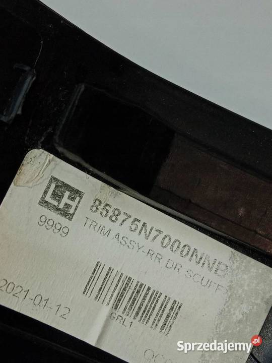 OSŁONA PROGU LEWA PRAWA KOMPLET 85870N7000 Progi