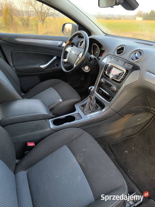Sprzedam Ford Mondeo MK4 lift 16 benzyna 120 Mondeo sprzedam