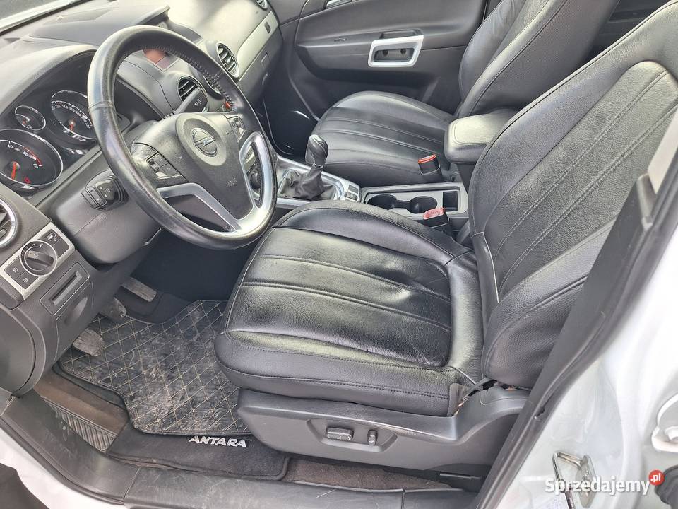 Opel Antara 4x4 Xenon Skóra Nawigacja diesel Zamość sprzedam