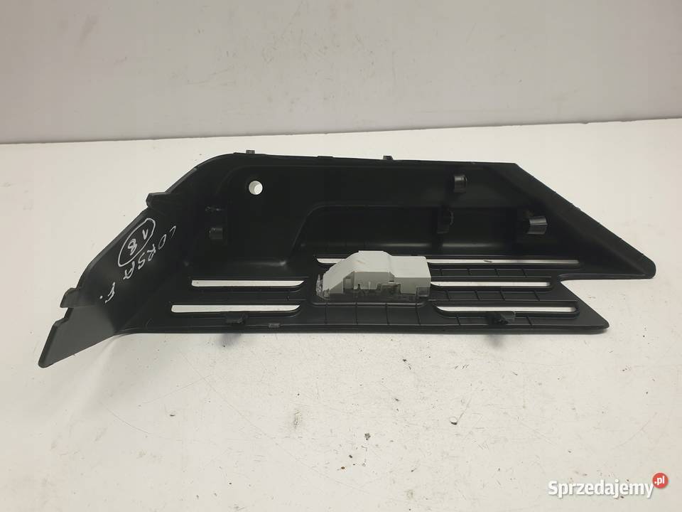 Opel Corsa F 5D LEWY BOCZEK BAGAŻNIKA Osłona osobowe Osłony i zaślepki