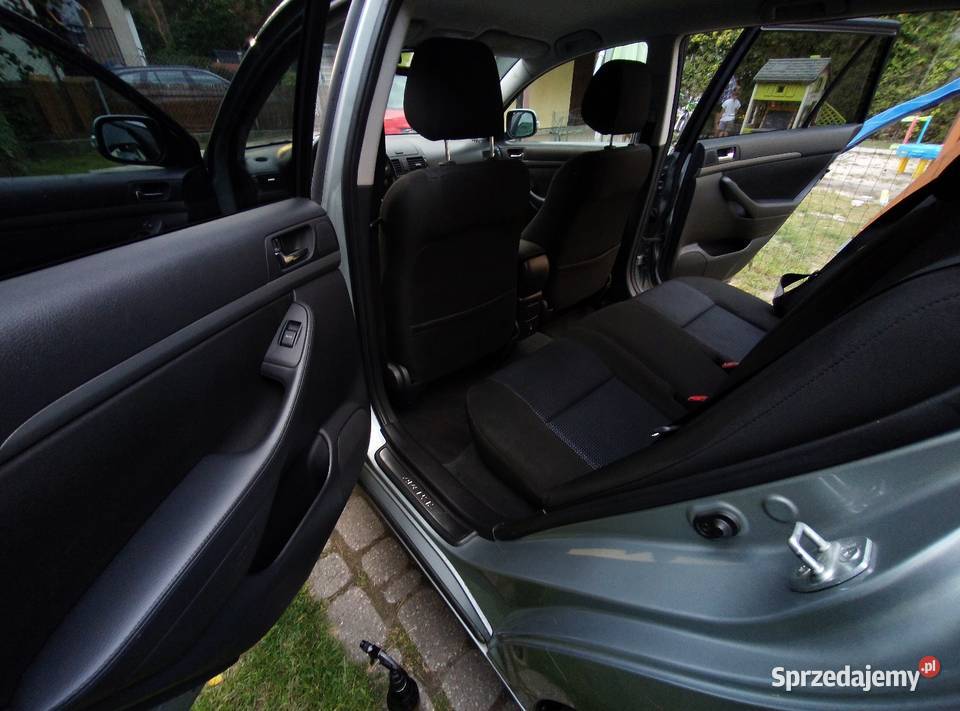 Toyota Avensis T25 18 Zalesie Górne
