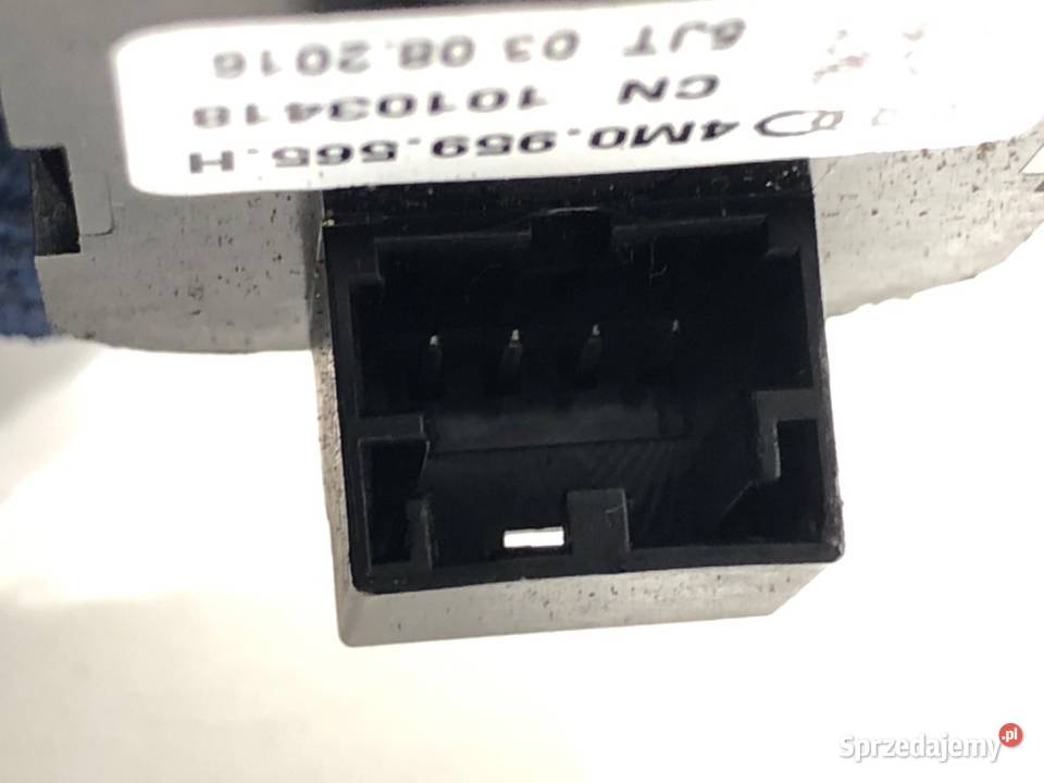 PRZEŁĄCZNIK REGULACJI LUSTEREK AUDI A5 F5