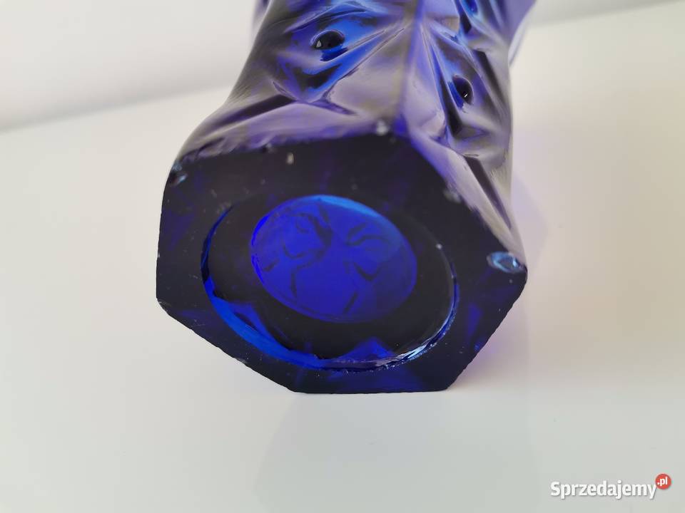 Stary niebieski wazon szkło kobaltowe HSG Katowice