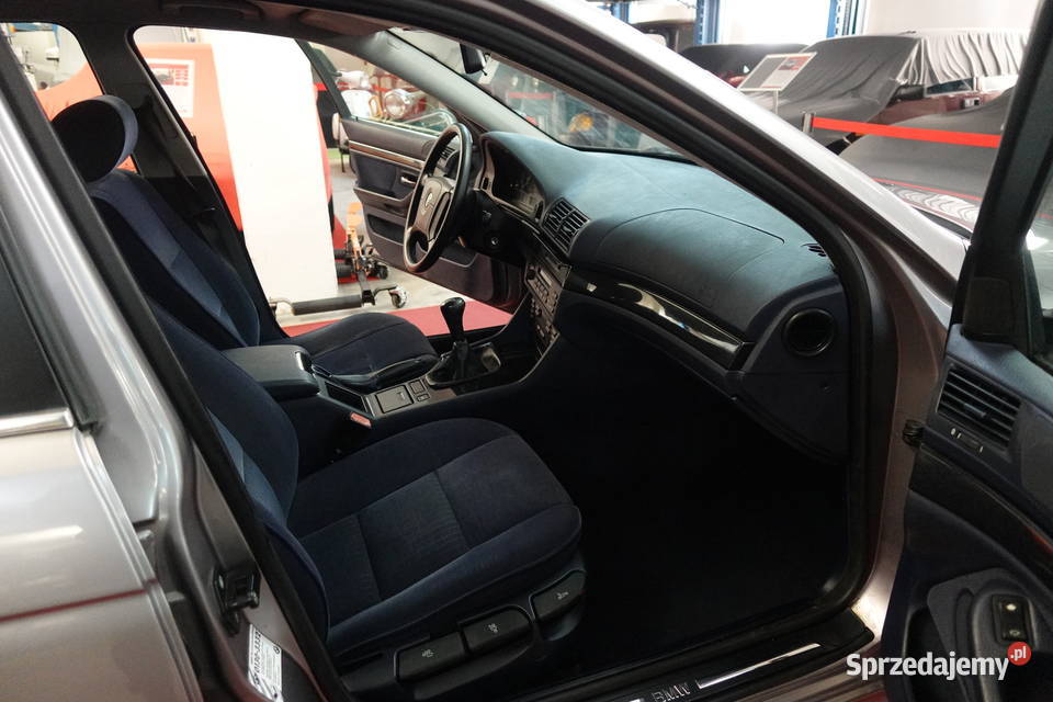 BMW 520i E39 Śliczna Super Stan Pełen Serwis Bez 150KM Seria 5 Zgierz