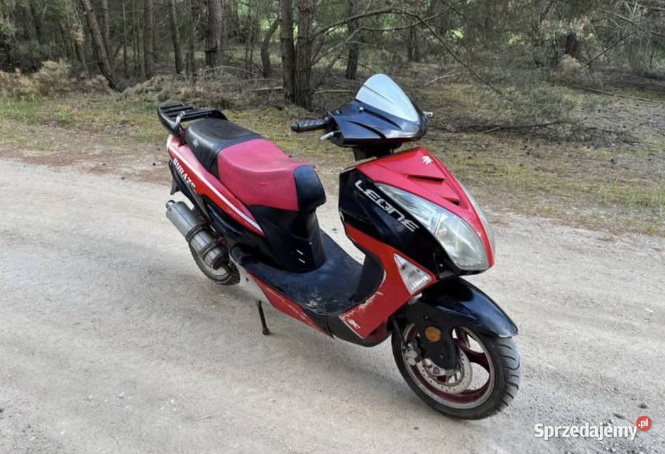Duży Skuter motorower Leone Surazo 2T wiśniowy Benzer Białobłoty