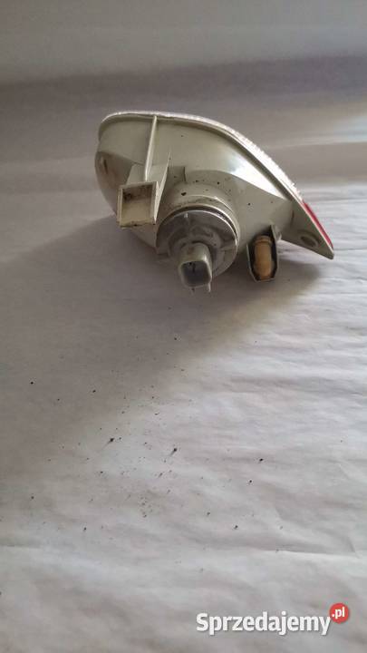 Lampa przeciwmgielna ford focus 2002 Byczyna