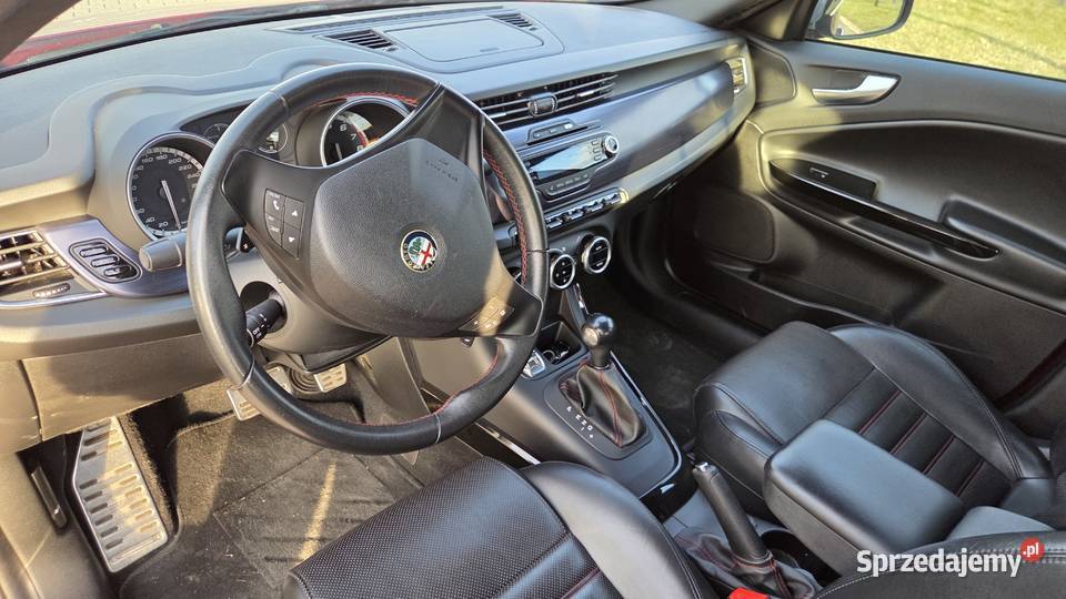 Alfa Romeo Giulietta 14 170 benzyna z ksenonami ABS Poznań