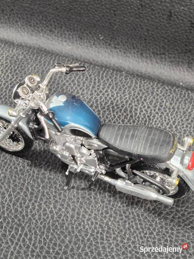 Triumph Thunderbird 900 w skali 118 firmy Maisto łódzkie Poddębice sprzedam