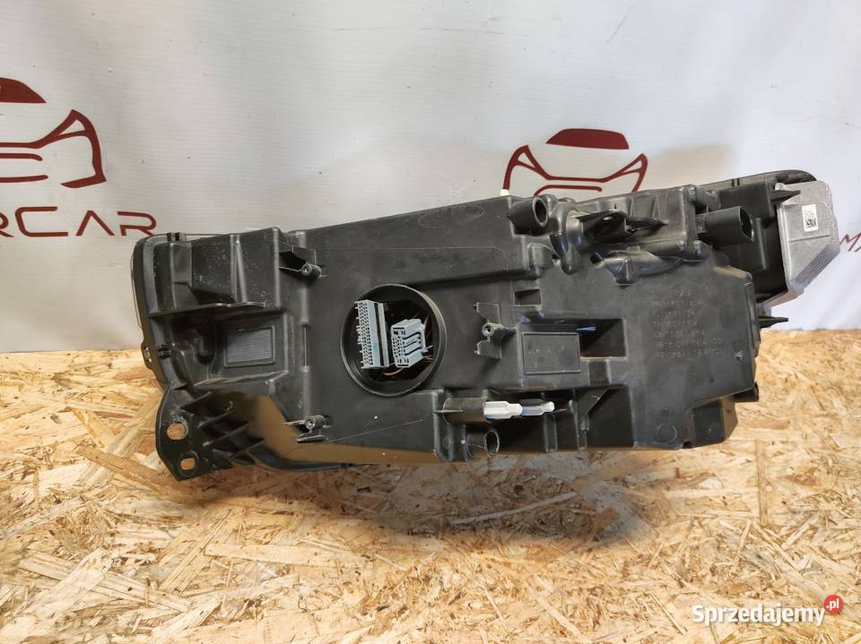 Lampa Prawy Przód Przednia Prawa Volvo XC40 XC Pleszew