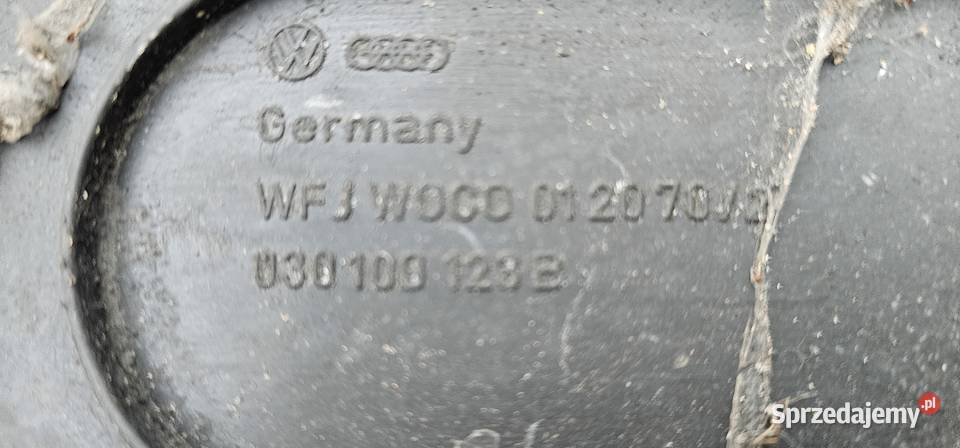 Osłona rozrządu vw polo 86c 13 030109123b Zbąszyń