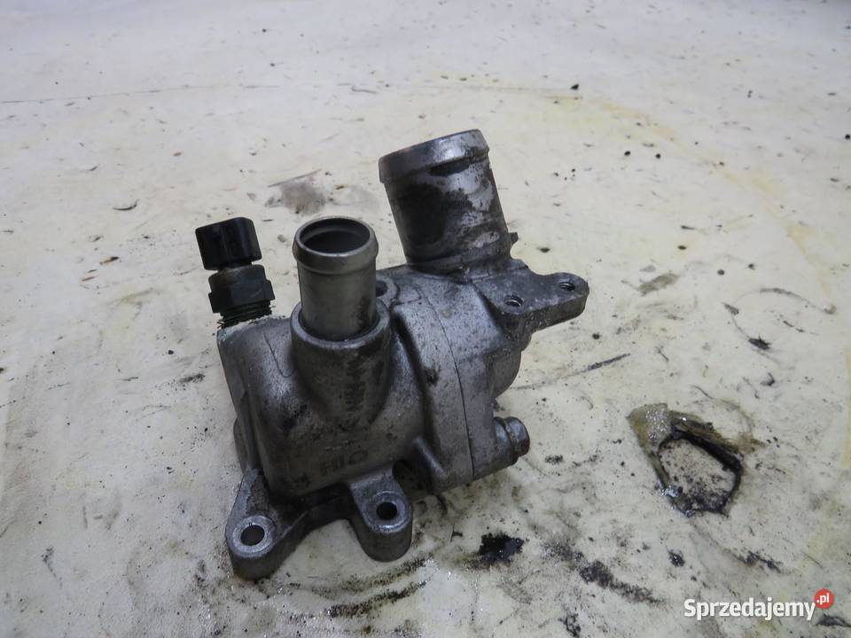 OBUDOWA TERMOSTATU SPORTAGE III 17 CRDI