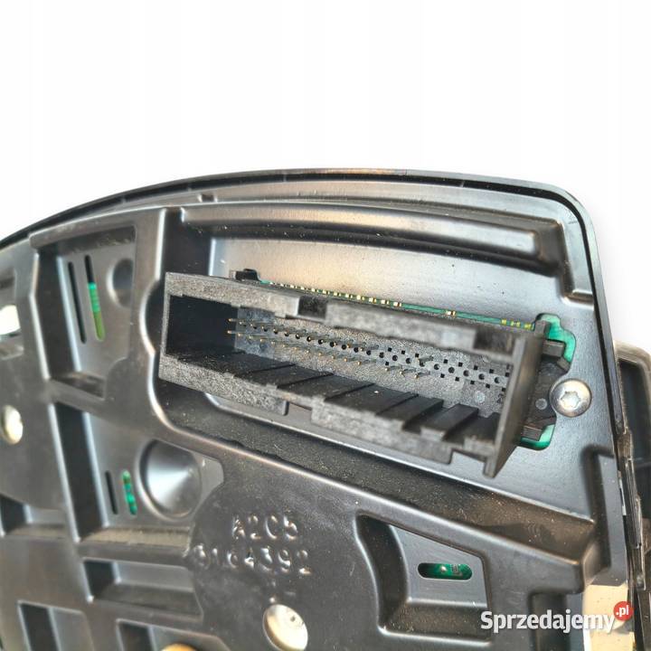 LICZNIK ZEGARY 13239722 EC Opel Astra H Zafira B