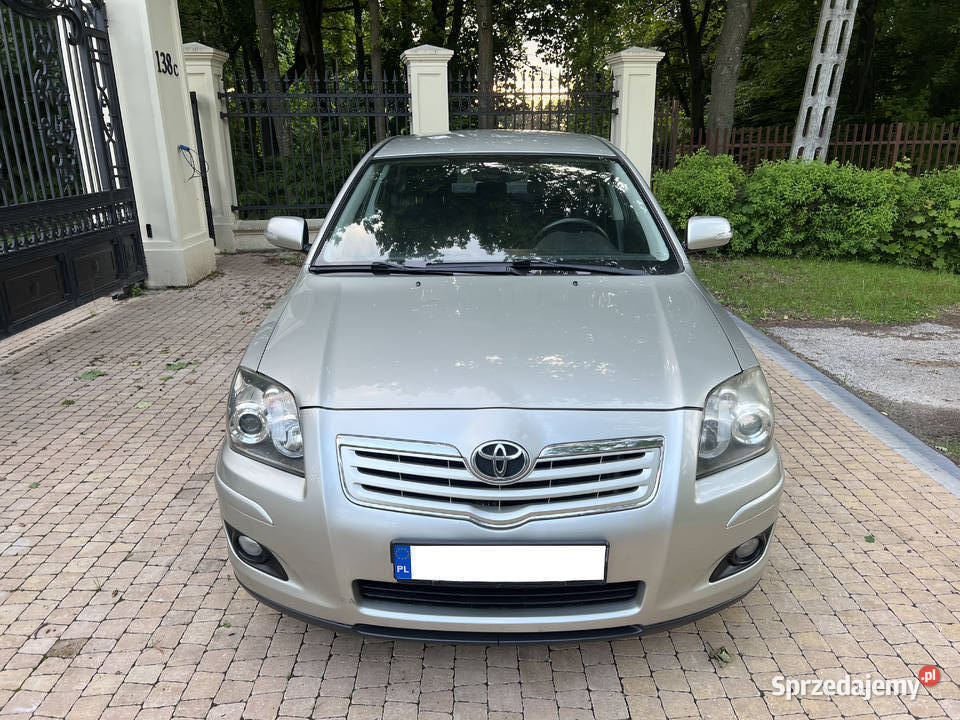 Toyota Avensis T25 Lift 18 129 Benzyna LPG Sedan Nowa Słupia