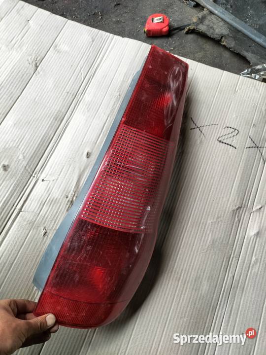 LAMPA TYŁ TYLNA PRAWA WKŁAD LAMPY FIAT PUNTO 1 Kamień-Kolonia sprzedam