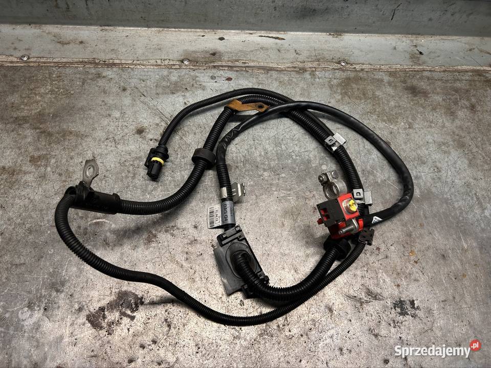 Klema pirotechniczna Mercedes w 204 osobowe śląskie Praszczyki