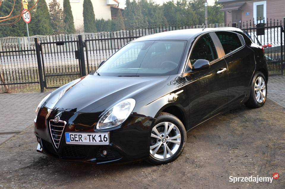 Piękna Alfa Z Niemiec Klimatron Alu LED Benzyna isofix Staszów sprzedam