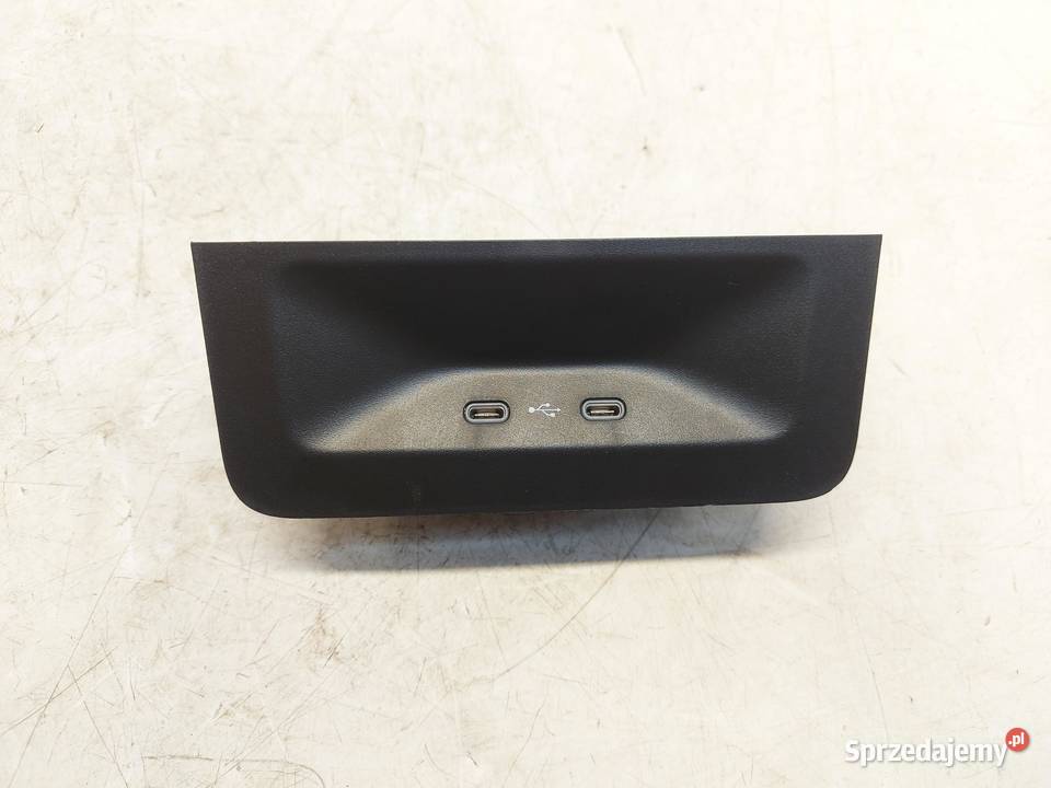 Skoda Enyaq 5LA iV60 GNIAZDO PORT USB 657035736A dolnośląskie
