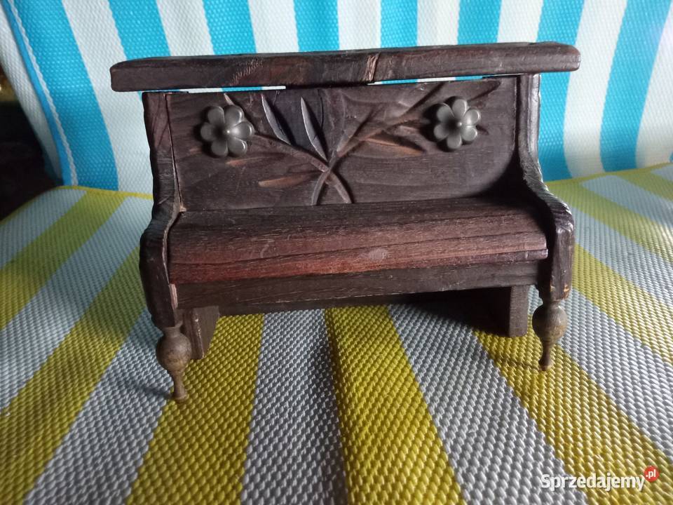 Mini pianino sprzedam Borówno