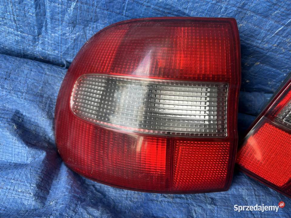 Volvo V40 Lampa Lewa Tylna Narożna Oryginalna Lampy tylne dolnośląskie Bolesławiec