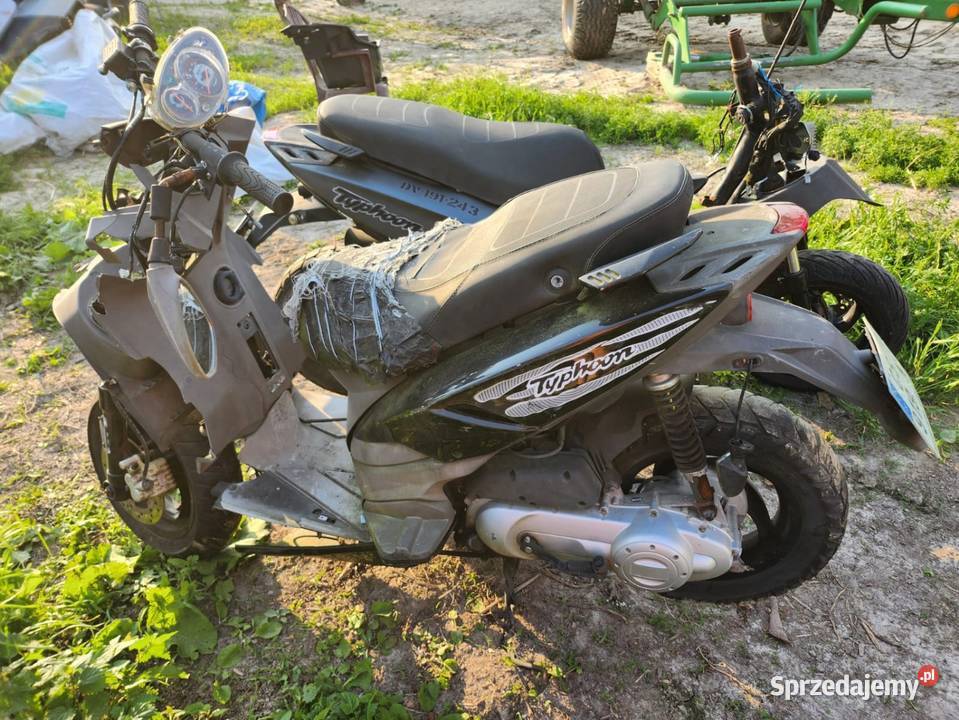 Piaggio typhoon rama papiery dokumenty plastiki Bychawa