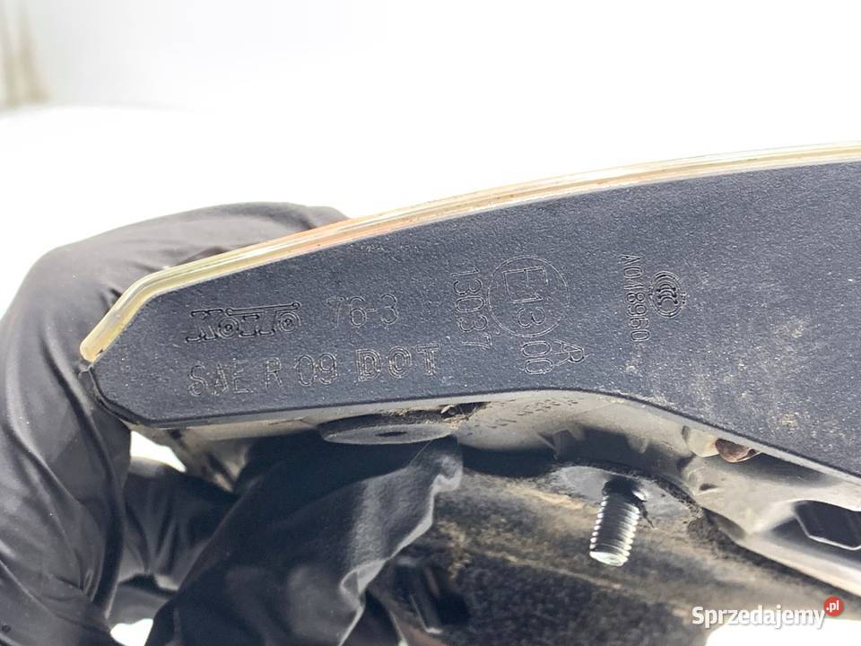 LAMPA TYŁ LEWA WEWNĘTRZNA LEXUS CT Hatchback