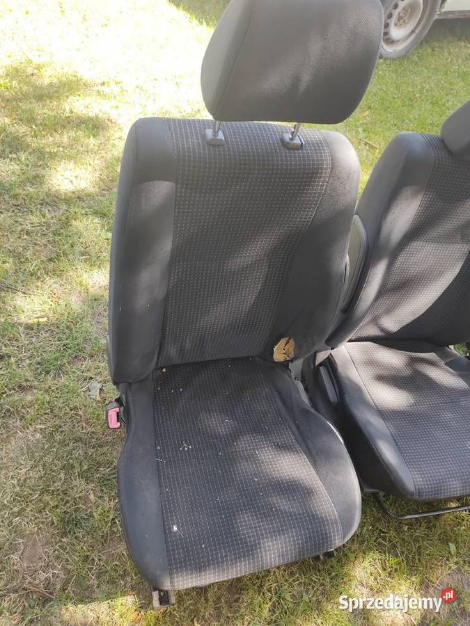 Fotele Suzuki Swift mk6 osobowe lubelskie Piaski sprzedam