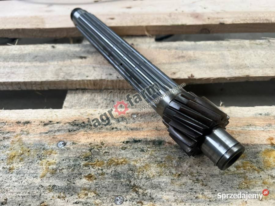 Wałek Z16 Case Farmall 105 Luxxum 100 Byków