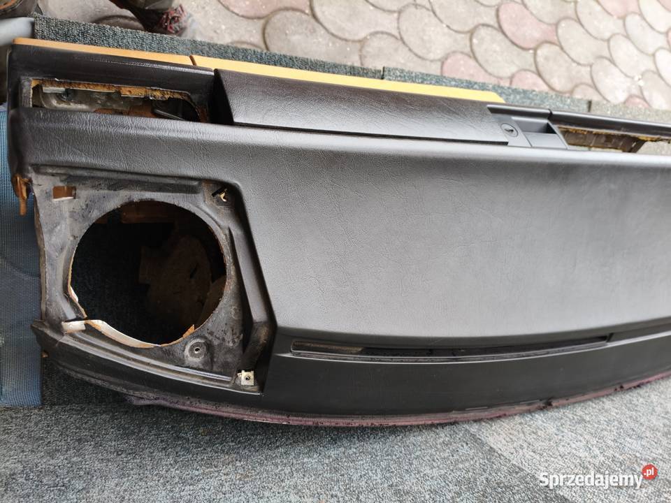 Mercedes W124 deska rozdzielcza bez drewna Motoryzacja Skarżysko-Kamienna
