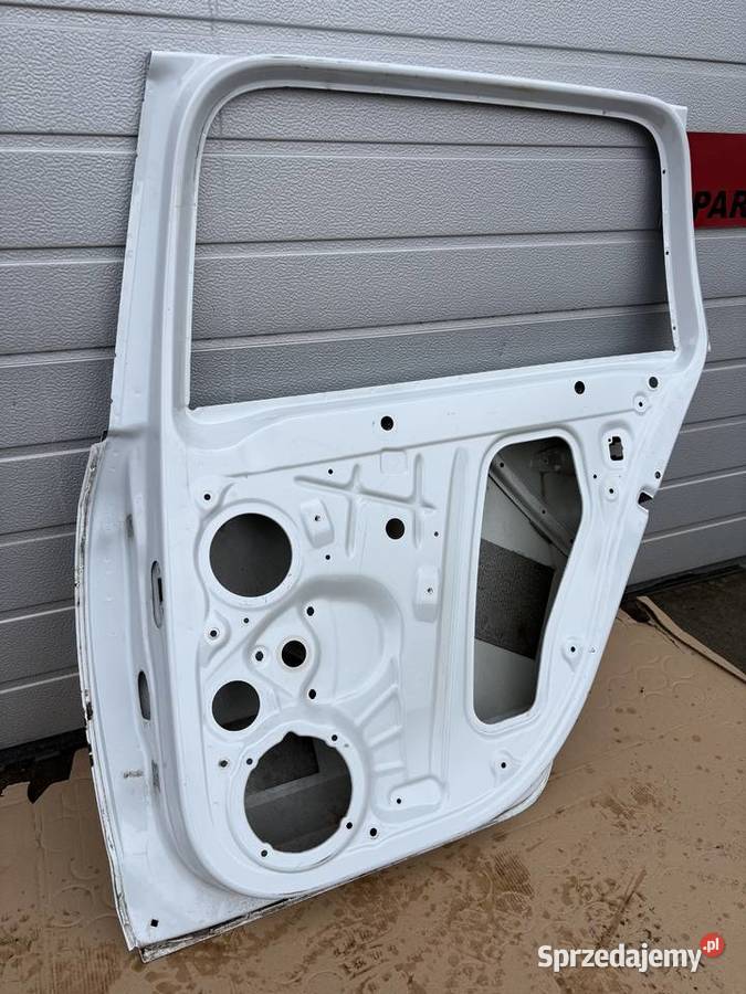 SKODA OCTAVIA III DRZWI PRAWY TYŁ 5e983331 manualna Octavia Jabłonna