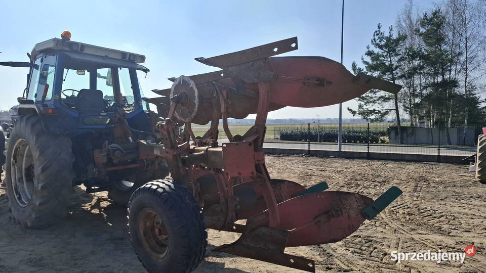 Pług 4 skibowy obrotowy obrotowy krone Mustang Sieradz