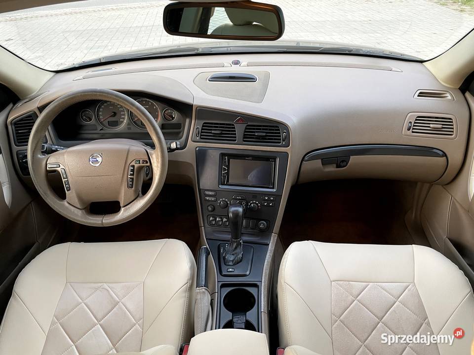 Volvo v70 25t benzyna 210 koni Kluczbork