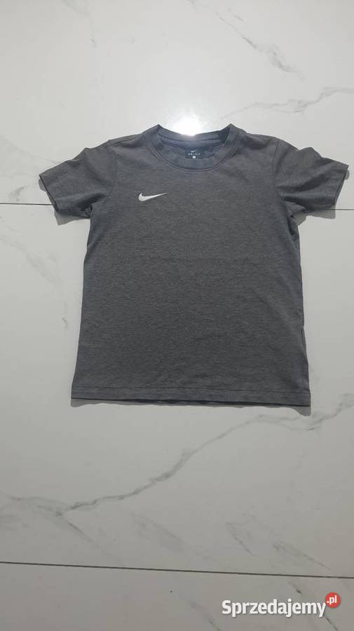 Nike DriFit Szara Koszulka Sportowa Oddychająca Suwałki sprzedam
