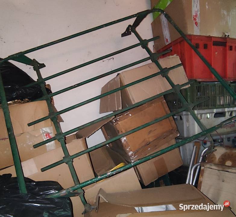 Bagażnik dachowy z czasów PRL Relingi dachowe Części samochodowe