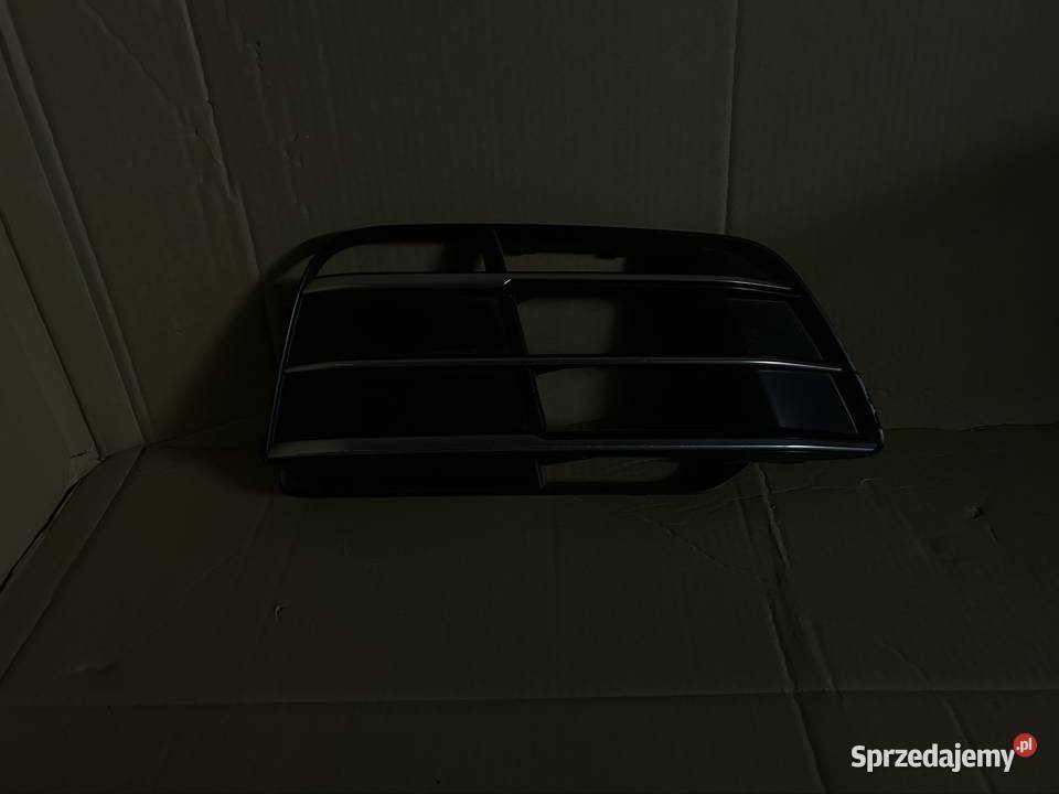 KRATKA ZDERZAKA AUDI Q5 S LINE PRAWA 80A807682D Glinica