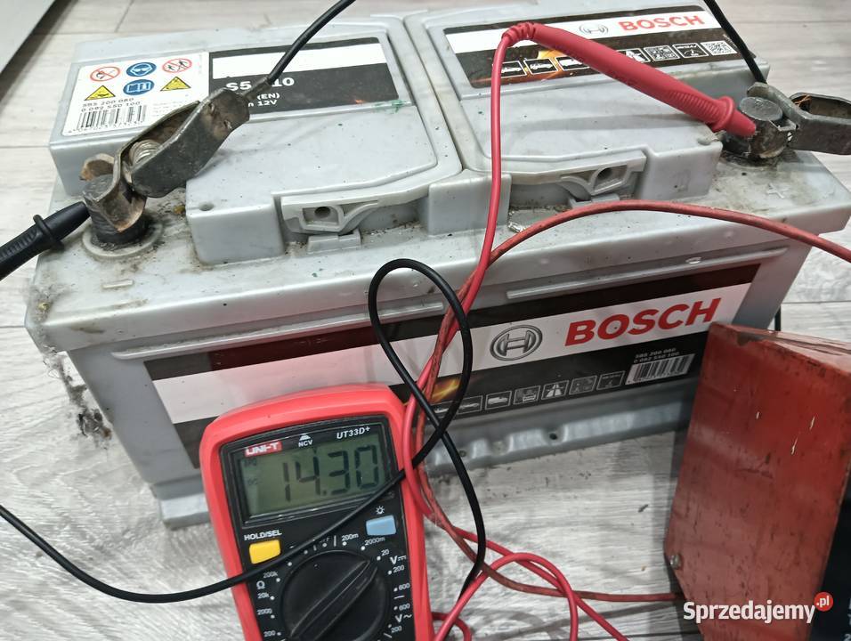 Prostownik ładowarka 9A 12V sprawny porządny Wałbrzych