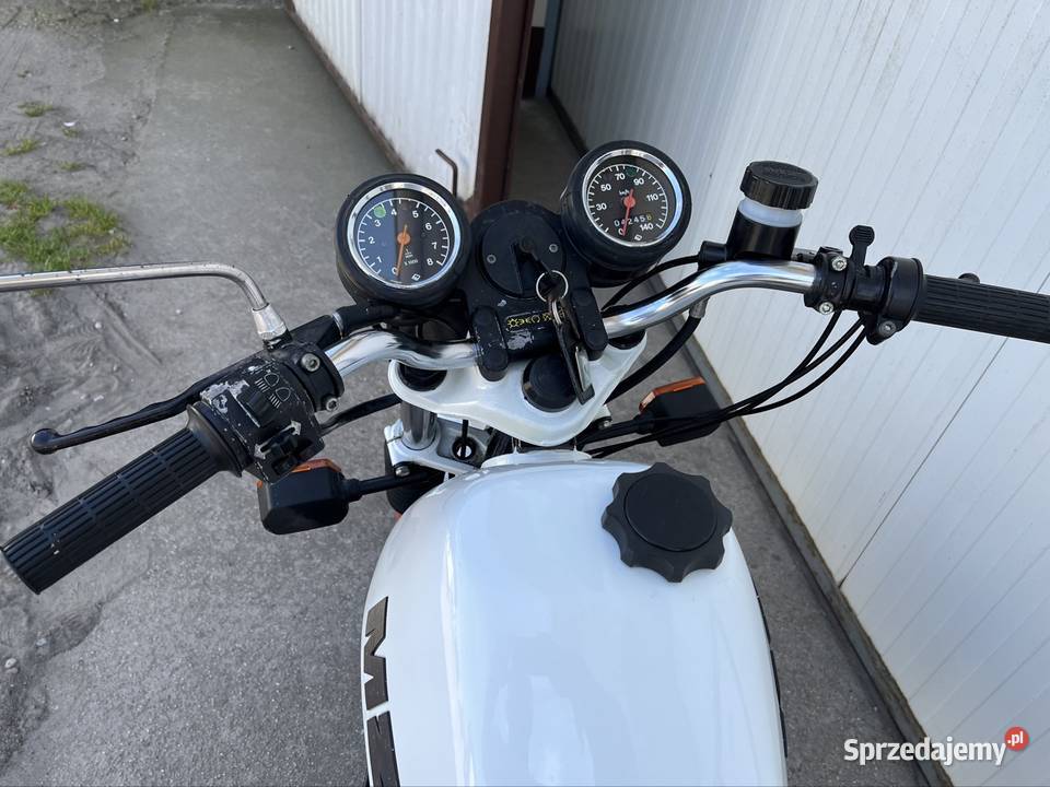 MZ etz 251 stan fabryczny 4245 benzyna