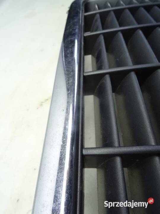 4D0853651M AUDI S8 D2 9902 GRILL ATRAPA MASKI Części samochodowe Przemęt sprzedam