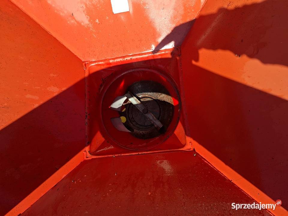 Rozsiewacz lely centerliner cb 1000 Faszcze sprzedam