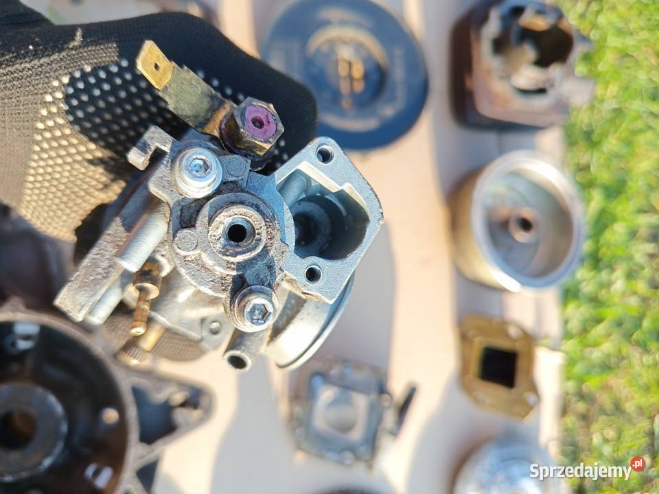 Części silnika hyosung SB 50 2t dwusuw 50 Żanecin sprzedam