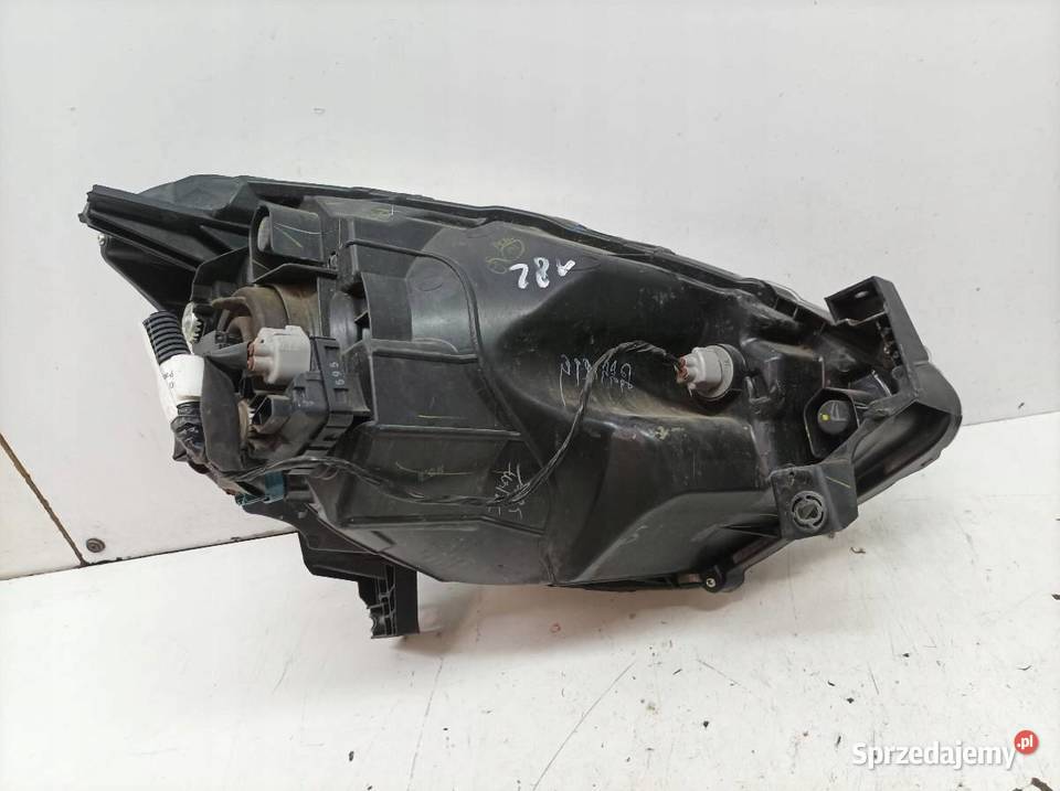 LAMPA PRZÓD LEWA K13 EU USZKODZONA Nissan Micra