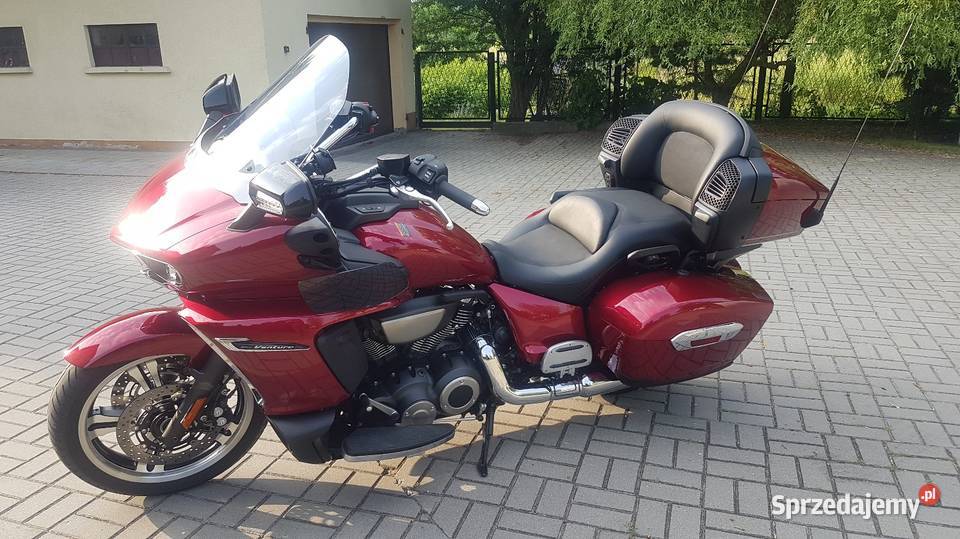 Yamaha Star Venture 1900 benzyna
