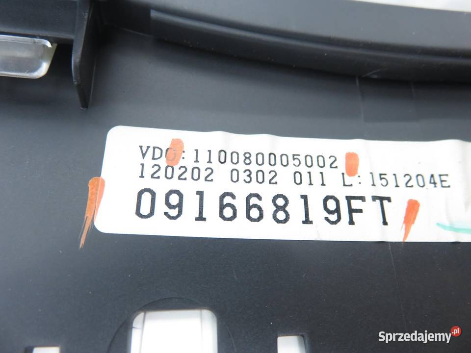 LICZNIK OPEL CORSA C 17 DTI 09166819FT