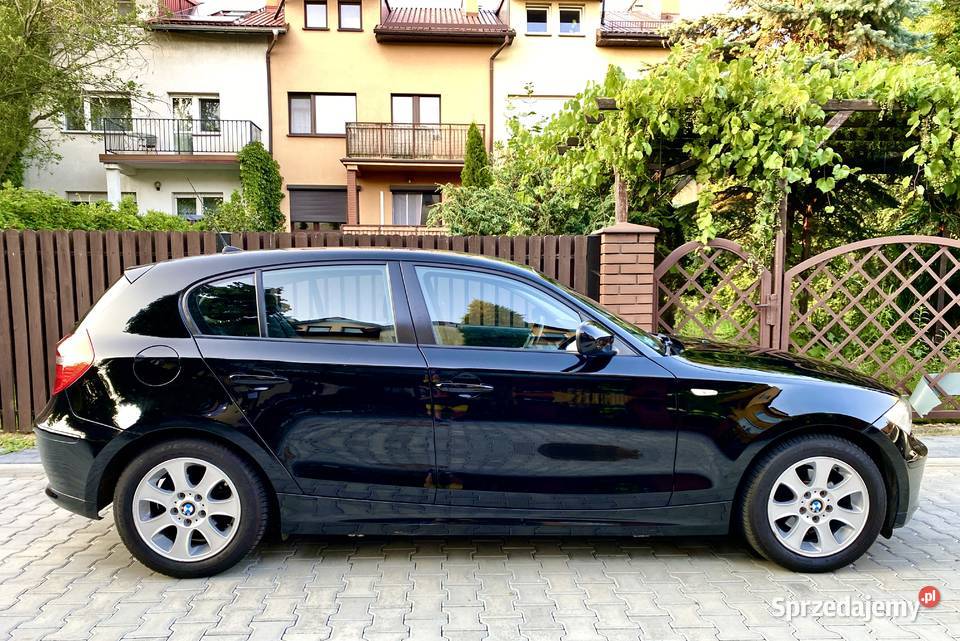 BMW 1 benzyna 20 stan Garażowany