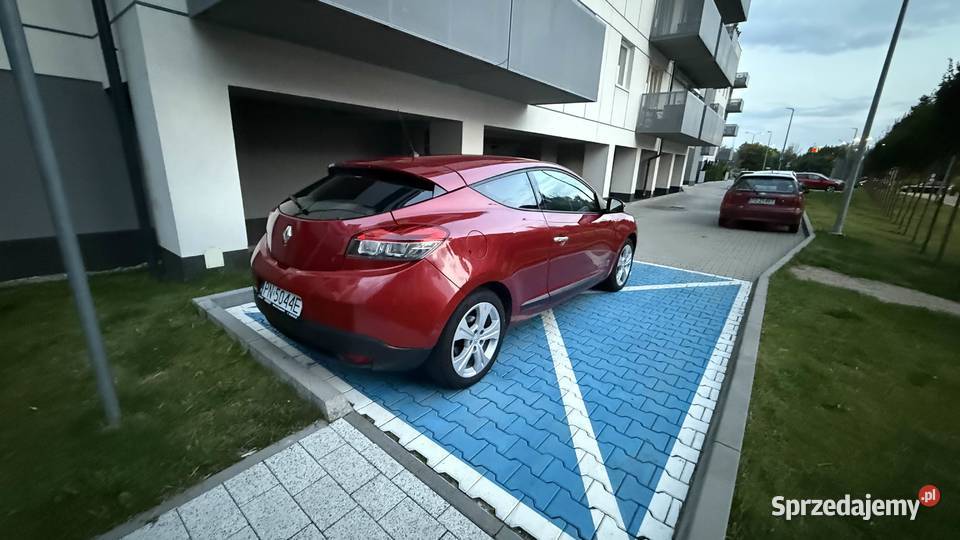 Renault Megane III Coupe 2009 Niski przebieg światła przeciwmgielne