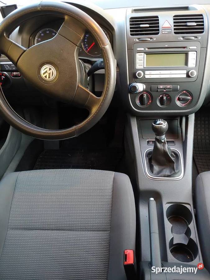 Volkswagen Golf 5 16 102 benzyna manualna Gorzyce