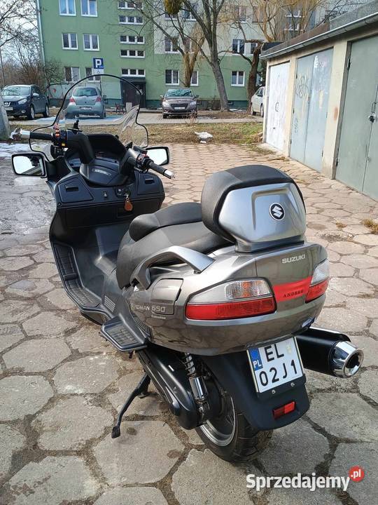 Suzuki Burgman 650 świeże foty Suzuki Łódź