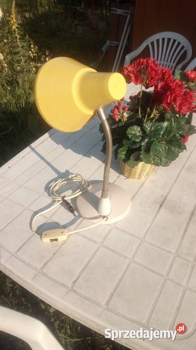 Lampa na biurko z lat PRL Lubartów