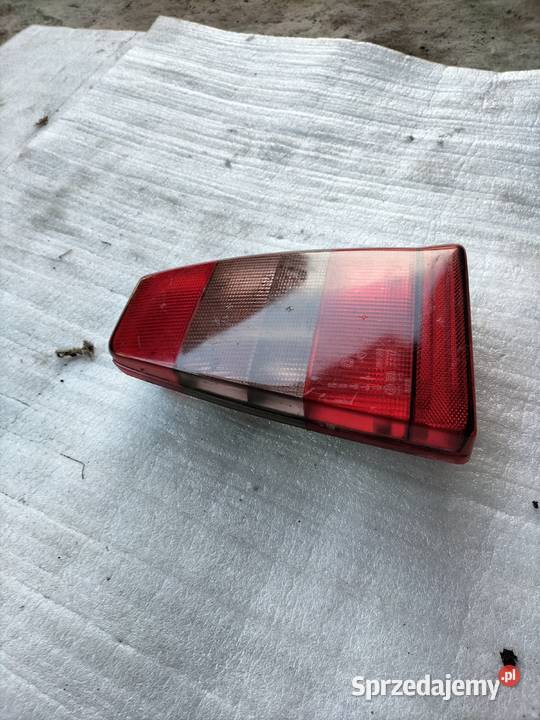 FSOWARSZAWA POLONEZ CARO ATU LAMPA TYŁ TYLNA Oświetlenie Kamień-Kolonia
