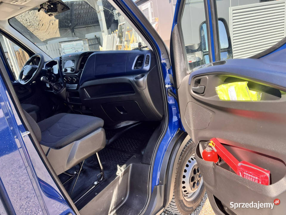 Iveco Daily 35S14N KONTENER winda full servis Warszawa